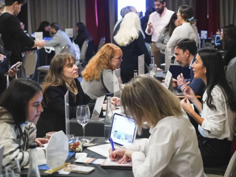 Neuquén potenció su oferta turística en Buenos Aires con un exitoso workshop